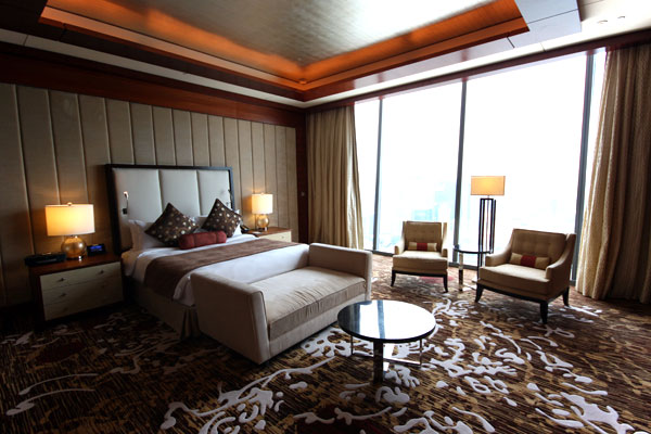 Main Bedroom in Straits Suite at Marina Bay Sands